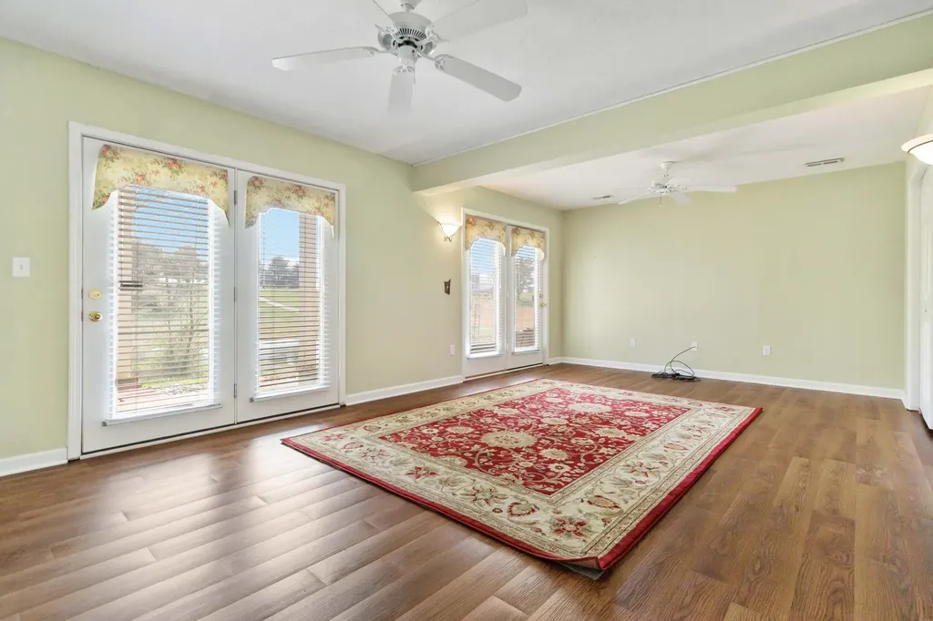 109 Dylan Drive Jamestown KY 42629