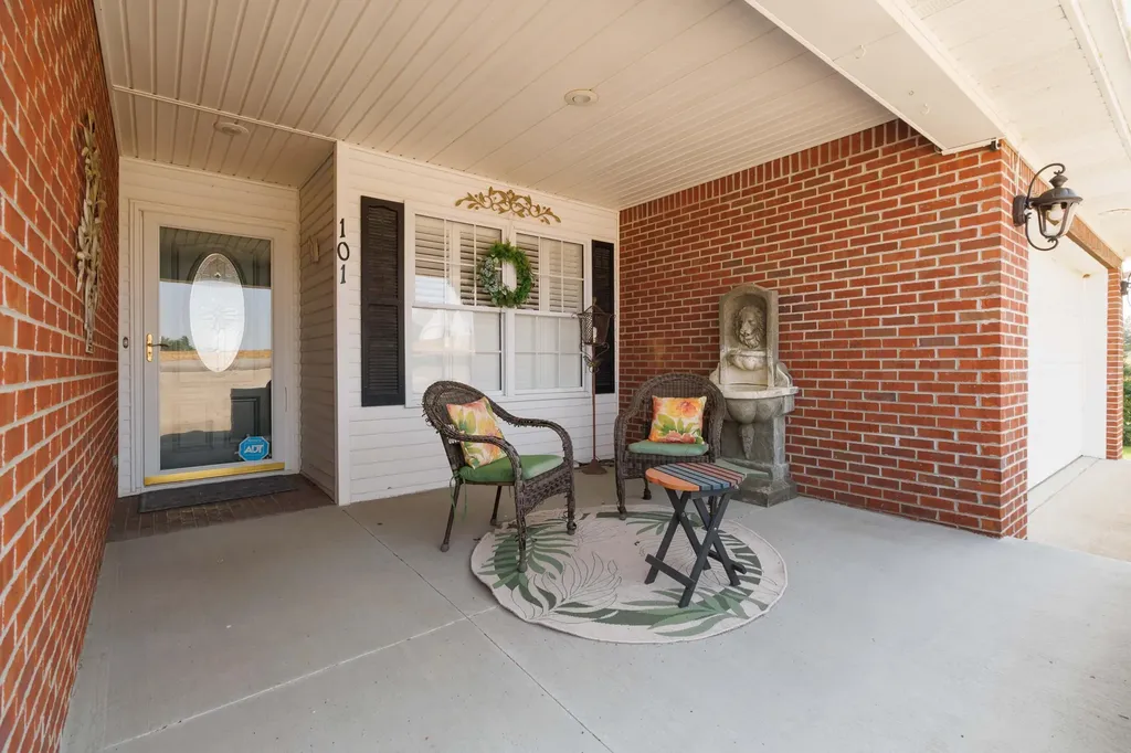 109 Dylan Drive Jamestown KY 42629