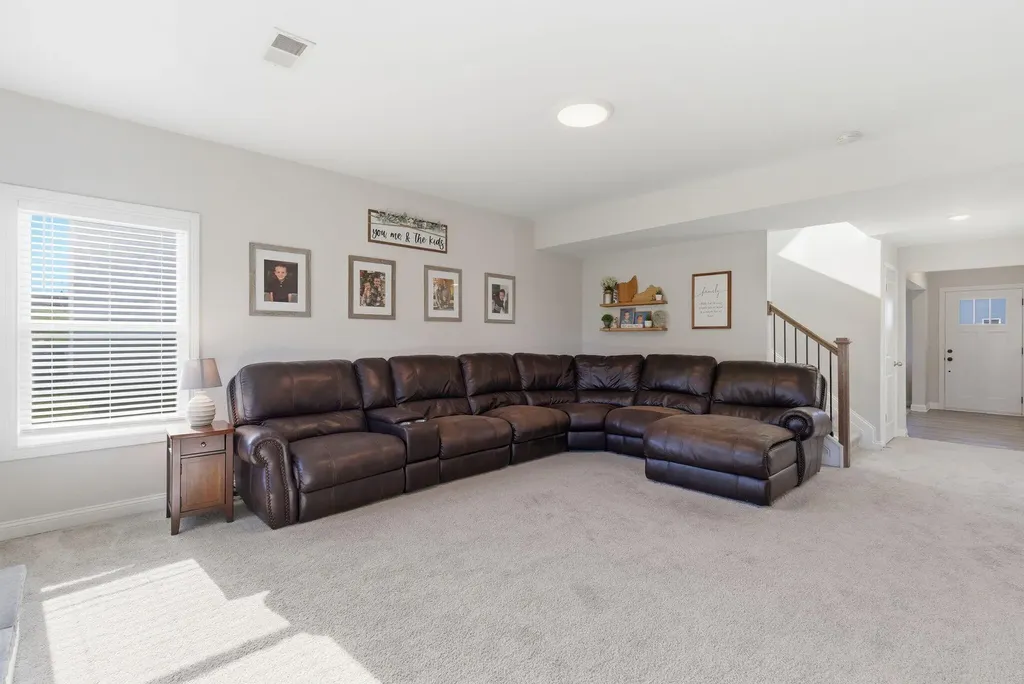 146 Dove Run Circle Georgetown KY 40324