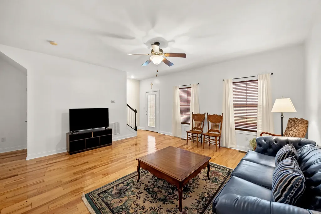 110 Woods Point Circle Georgetown KY 40324