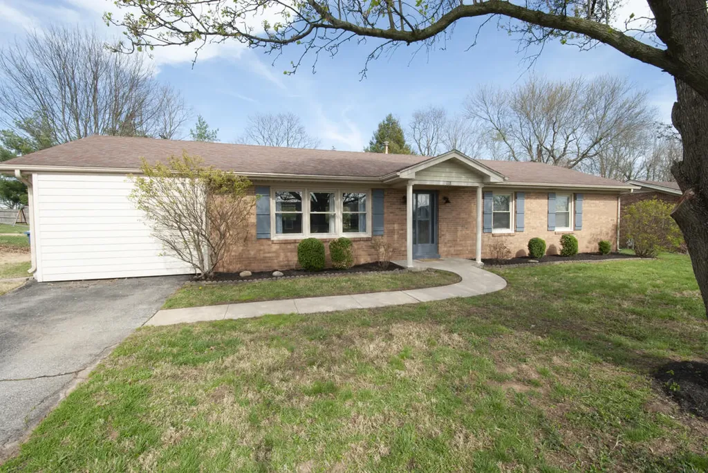 118 Lowry Lane Wilmore KY 40390