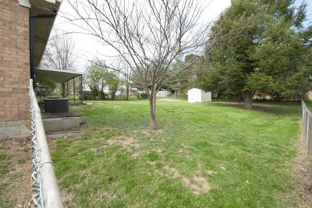 118 Lowry Lane Wilmore KY 40390