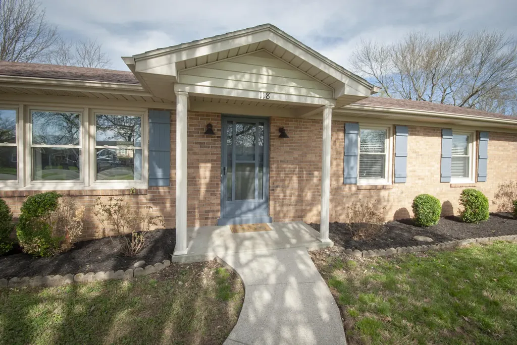 118 Lowry Lane Wilmore KY 40390