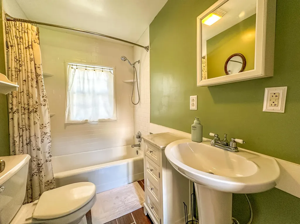 7581 Mcwhorter Road London KY 40741