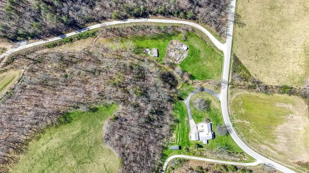 7581 Mcwhorter Road London KY 40741