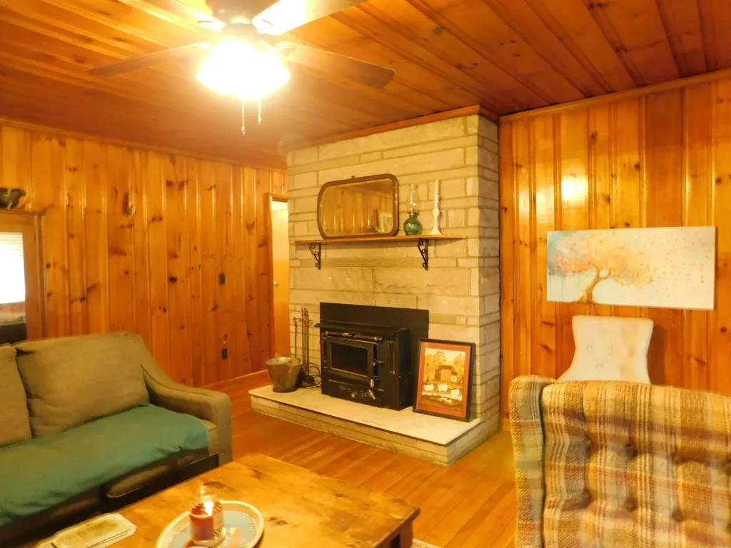 116 Wolf Hollow Road Baxter KY 40806