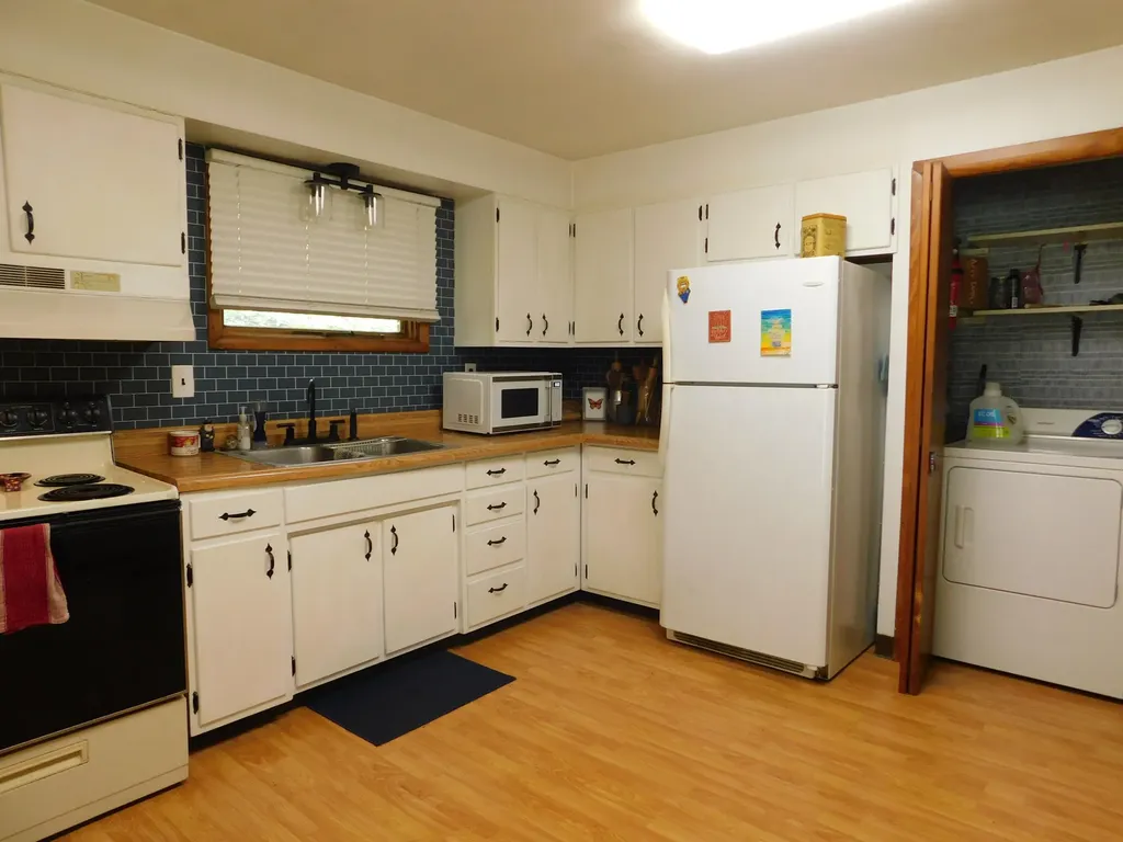 116 Wolf Hollow Road Baxter KY 40806