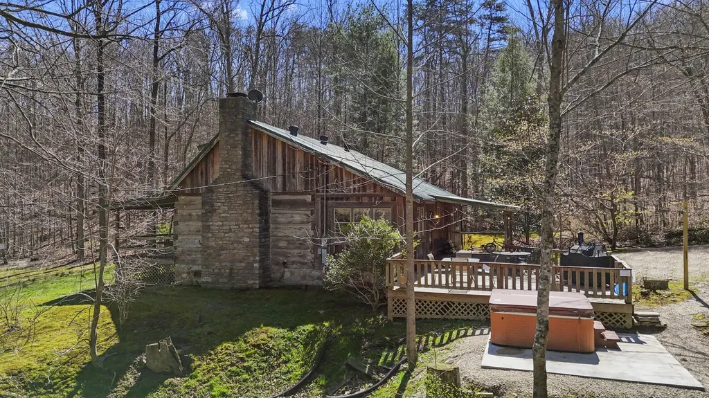 155 Chaneyville Road Stanton KY 40380