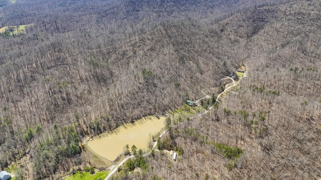 155 Chaneyville Road Stanton KY 40380