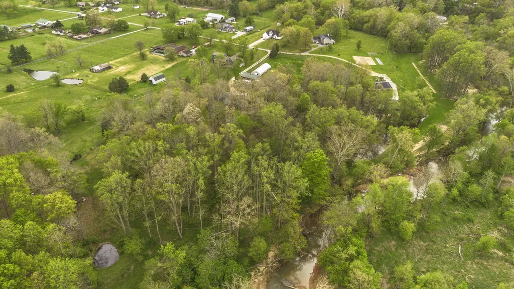 74 Muncy Lane Ashland KY 41102