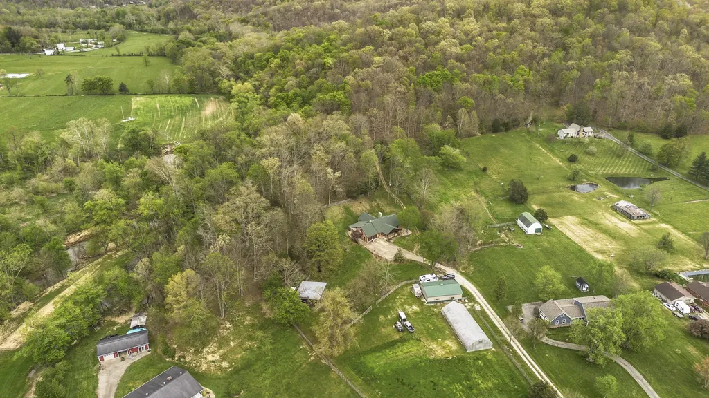 74 Muncy Lane Ashland KY 41102