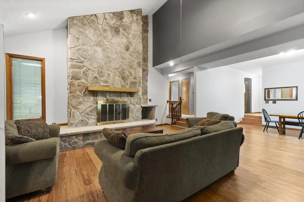 74 Muncy Lane Ashland KY 41102