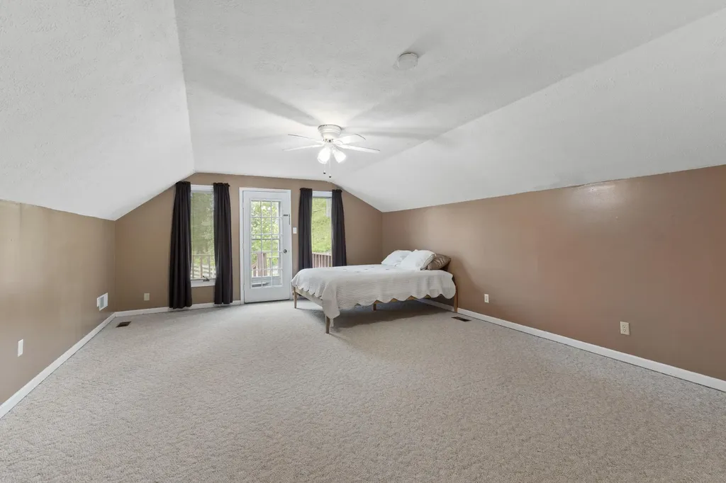 74 Muncy Lane Ashland KY 41102