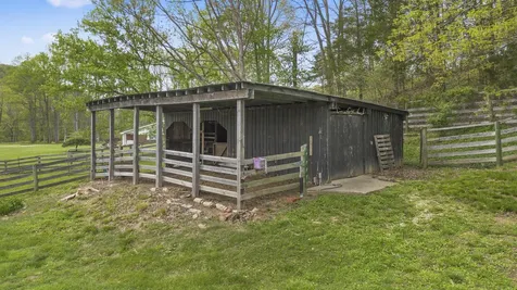 74 Muncy Lane Ashland KY 41102