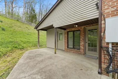 74 Muncy Lane Ashland KY 41102