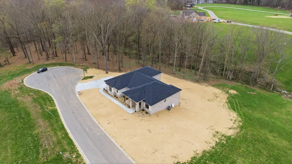 40 Waterfall Way Somerset KY 42503