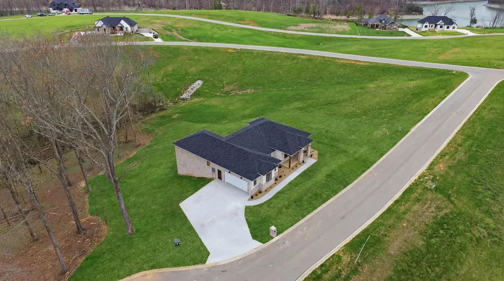 40 Waterfall Way Somerset KY 42503