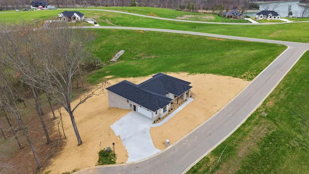 40 Waterfall Way Somerset KY 42503