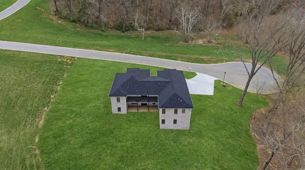 40 Waterfall Way Somerset KY 42503