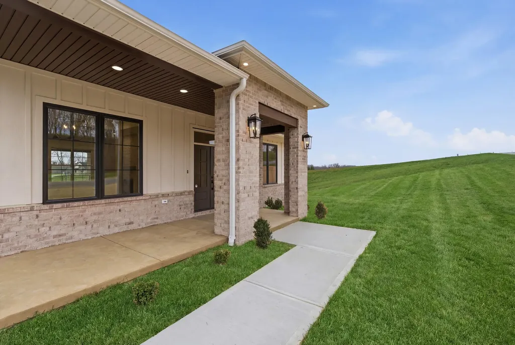 40 Waterfall Way Somerset KY 42503