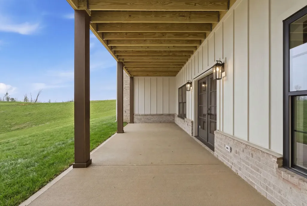 40 Waterfall Way Somerset KY 42503