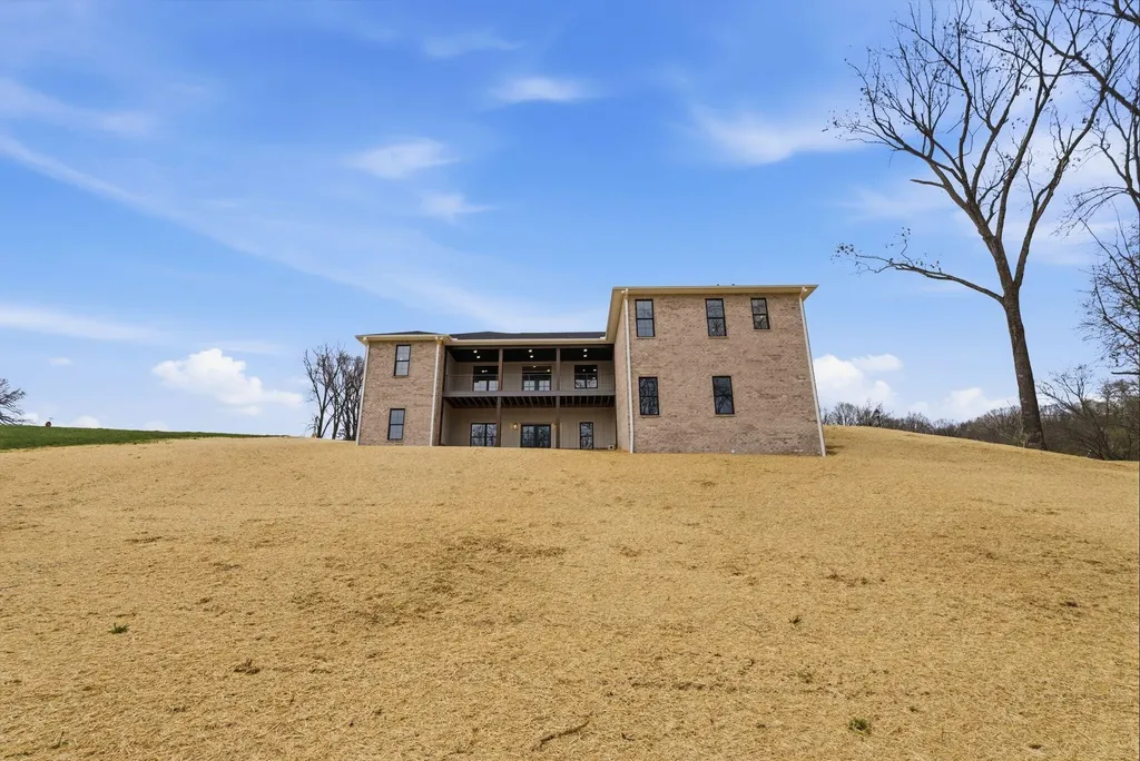 40 Waterfall Way Somerset KY 42503