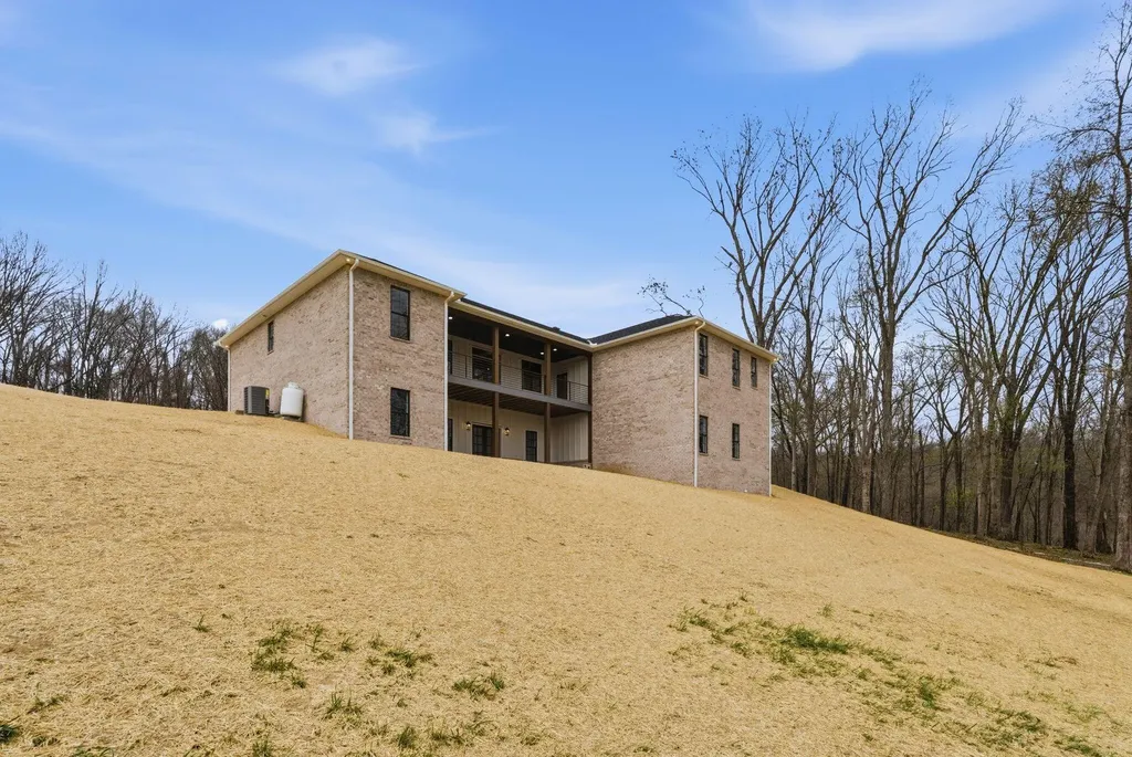 40 Waterfall Way Somerset KY 42503