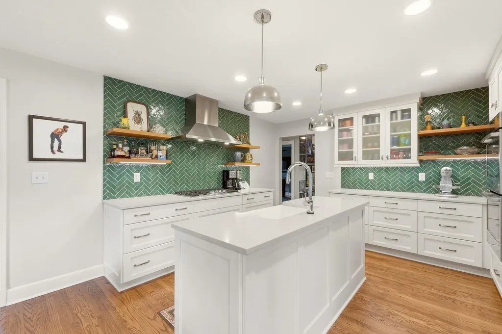 611 Rudy Lane Louisville KY 40207