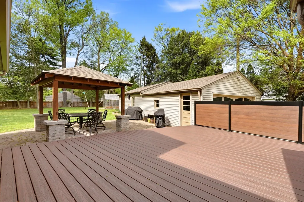 611 Rudy Lane Louisville KY 40207