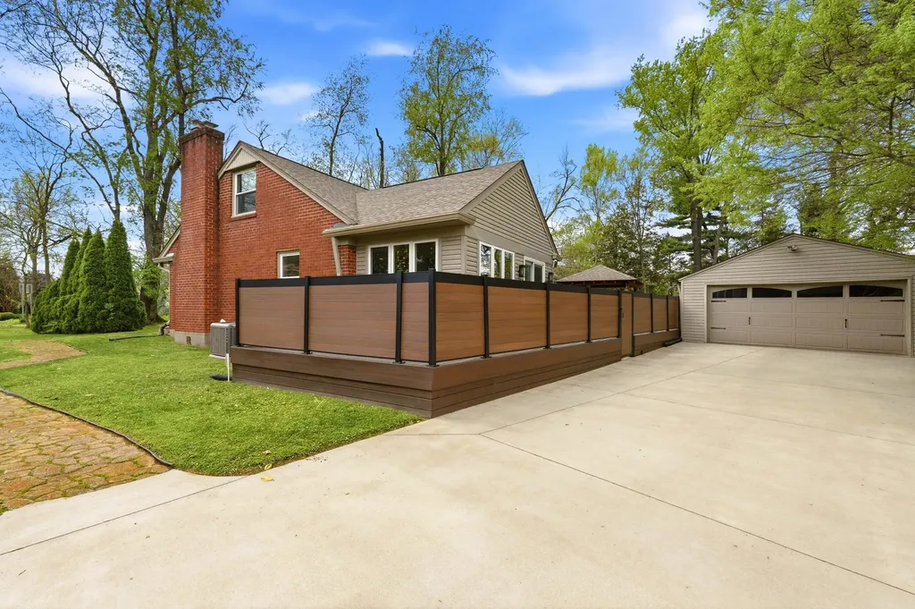 611 Rudy Lane Louisville KY 40207