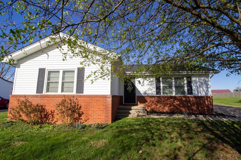207 Fairview Avenue Mt Sterling KY 40353