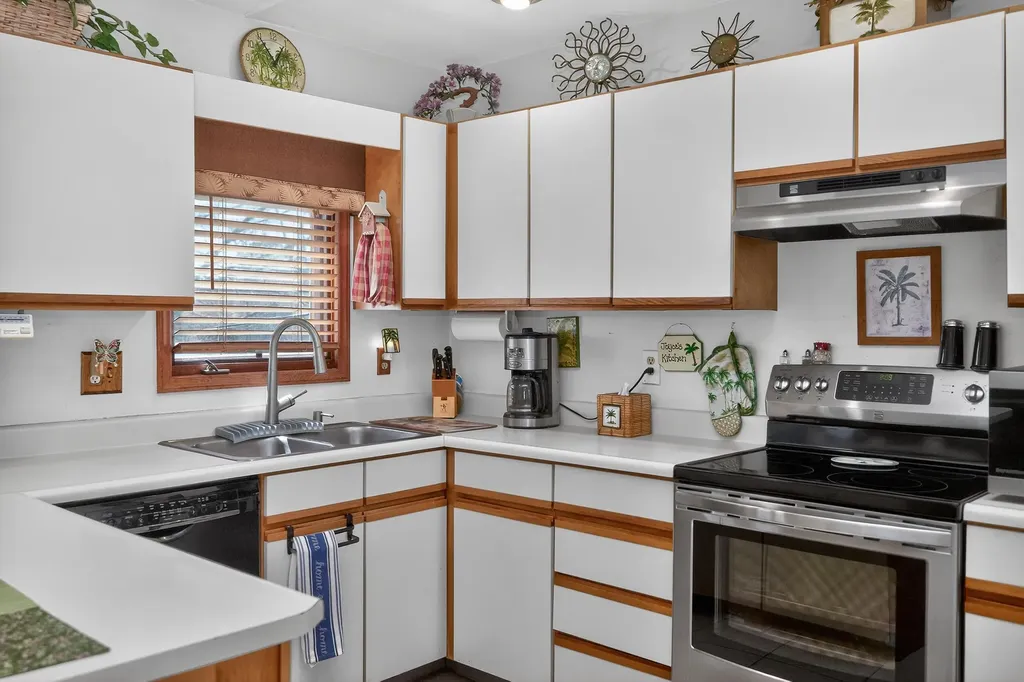 424 Woodcrest Place Lexington KY 40517