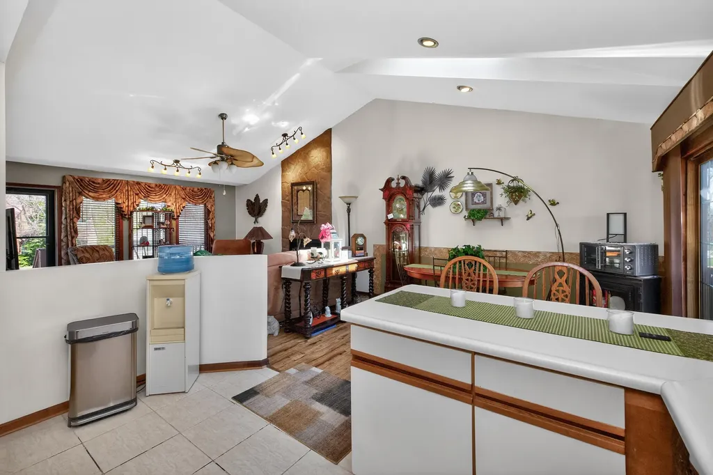 424 Woodcrest Place Lexington KY 40517