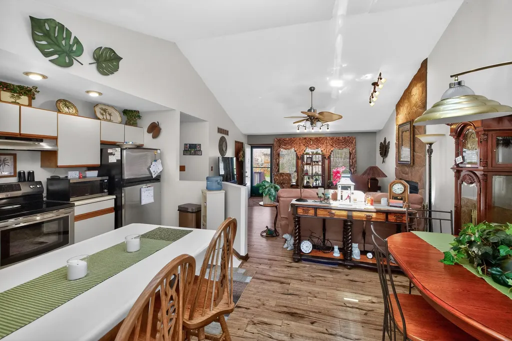 424 Woodcrest Place Lexington KY 40517