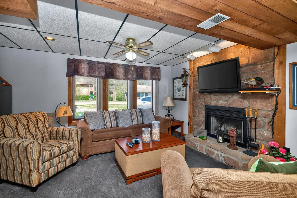 424 Woodcrest Place Lexington KY 40517