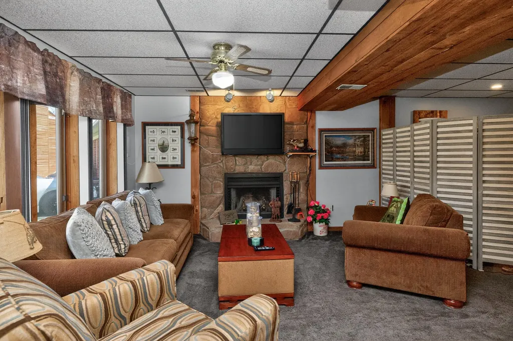 424 Woodcrest Place Lexington KY 40517