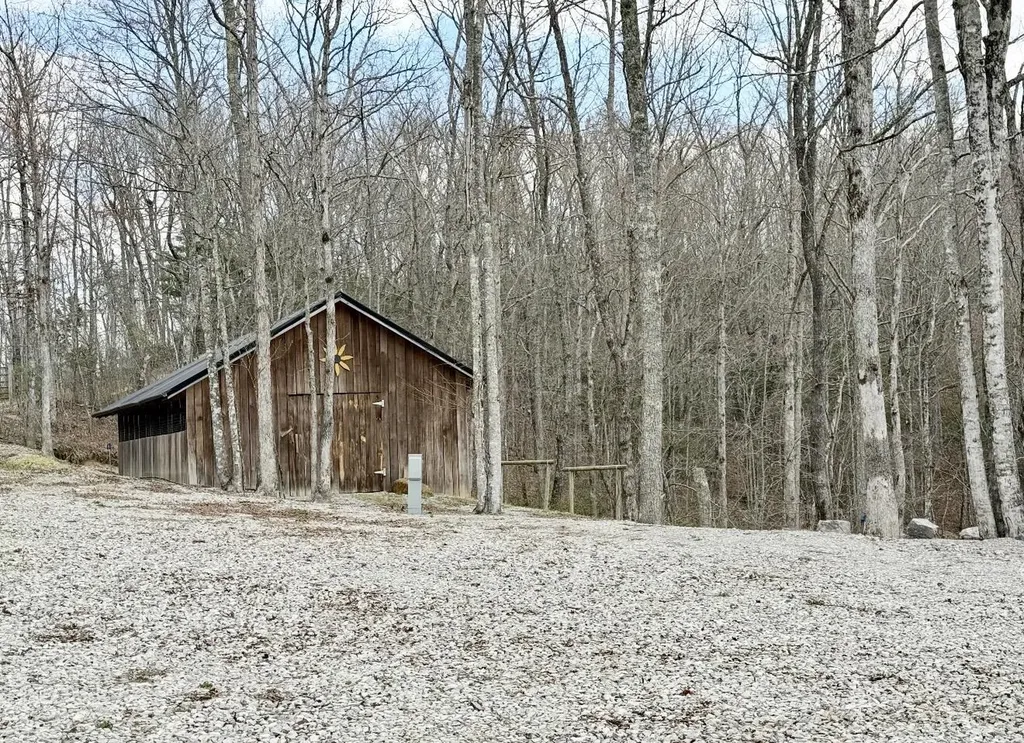 301 Otter Creek Road Strunk KY 42649