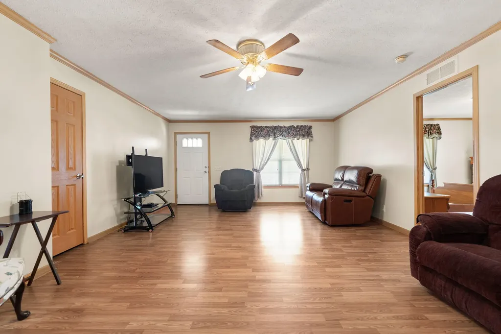 1211 N Mill Street London KY 40741