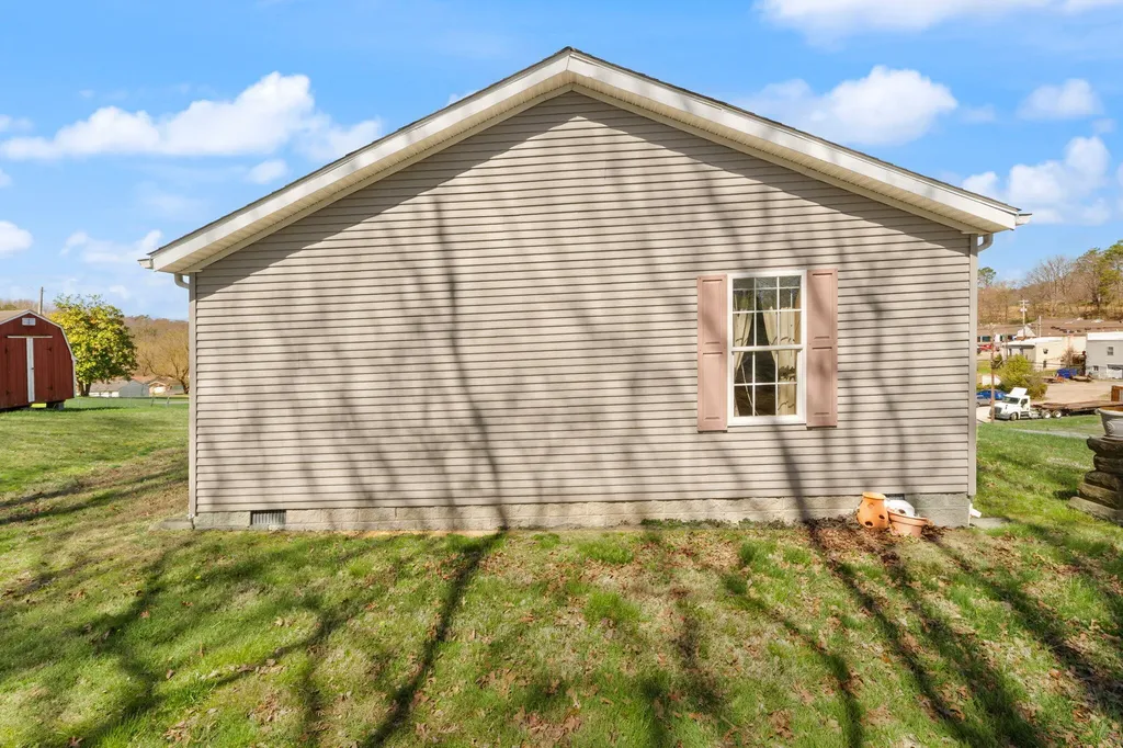 1211 N Mill Street London KY 40741