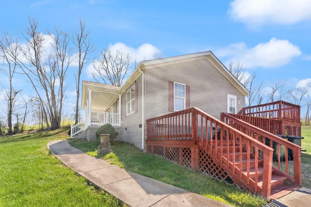 1211 N Mill Street London KY 40741