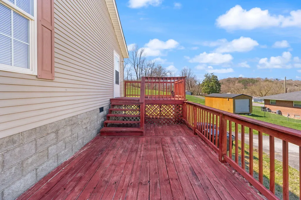 1211 N Mill Street London KY 40741