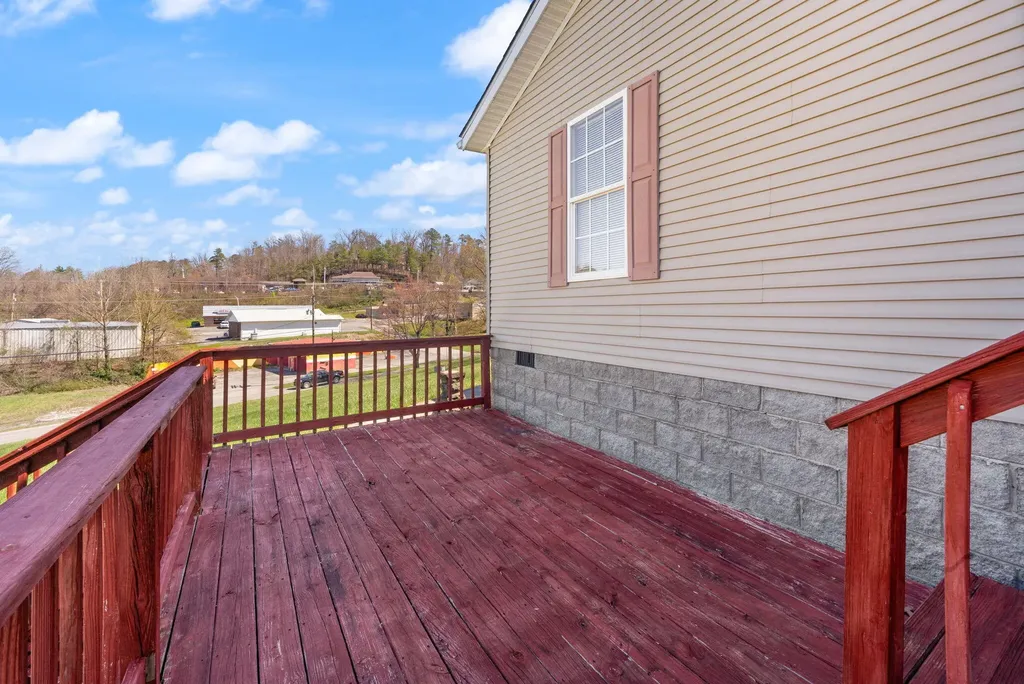 1211 N Mill Street London KY 40741