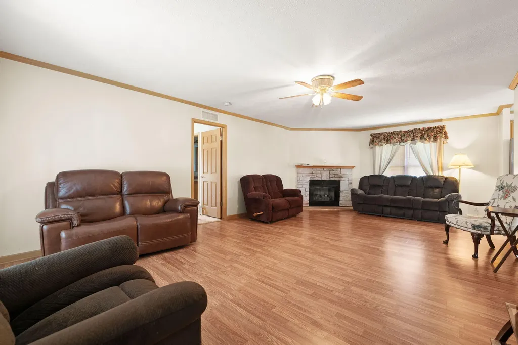 1211 N Mill Street London KY 40741