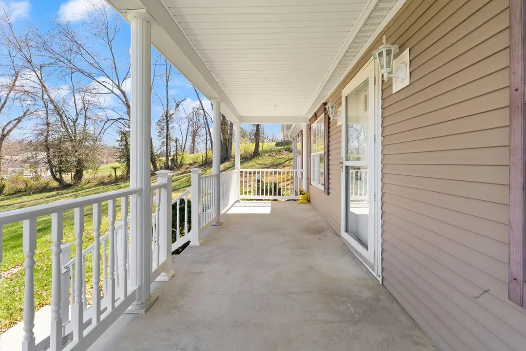 1211 N Mill Street London KY 40741