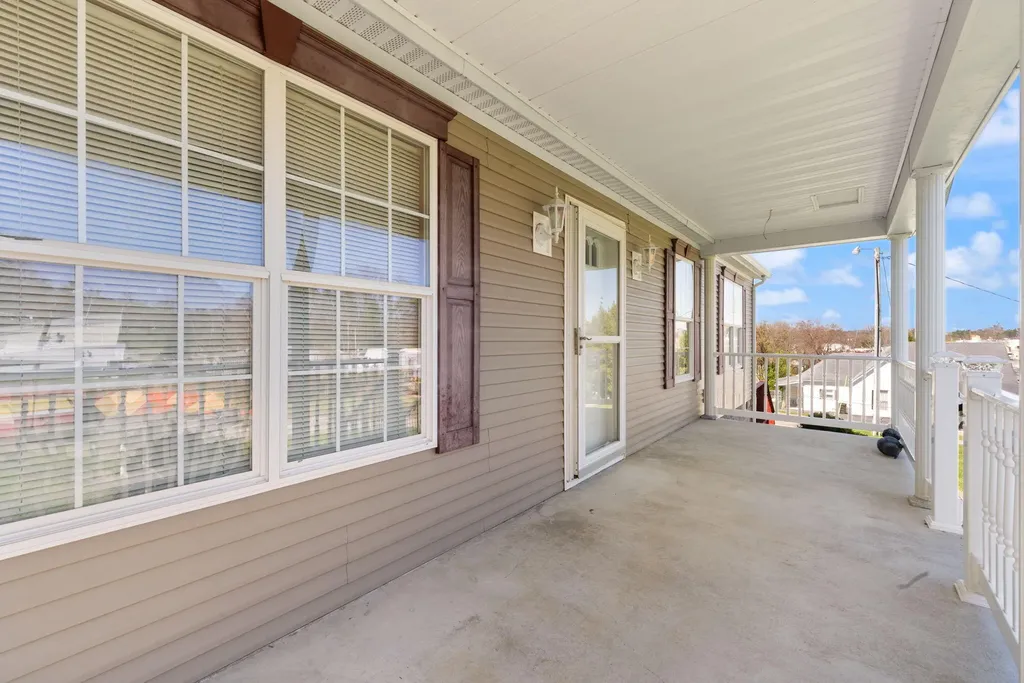 1211 N Mill Street London KY 40741