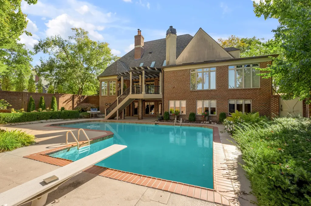 1884 Honey Spring Place Lexington KY 40502