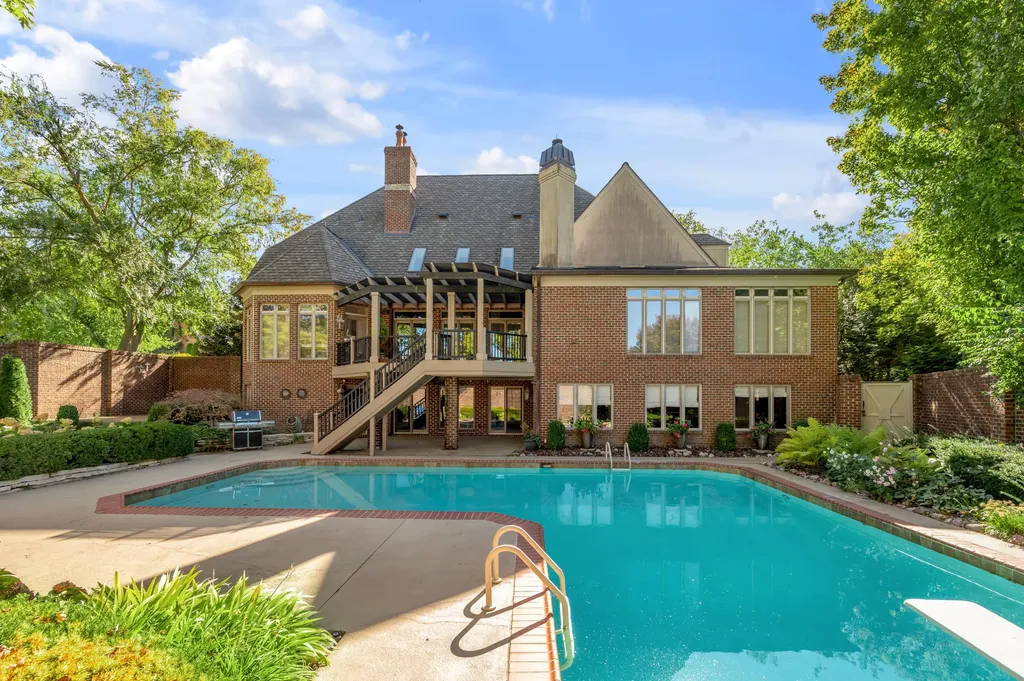 1884 Honey Spring Place Lexington KY 40502