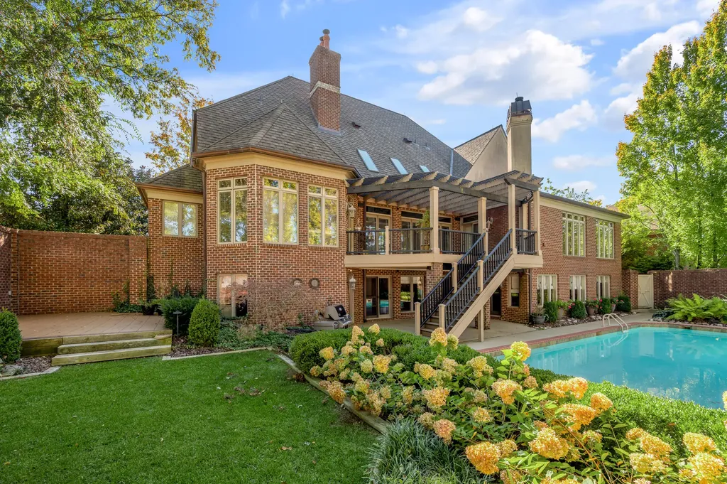 1884 Honey Spring Place Lexington KY 40502
