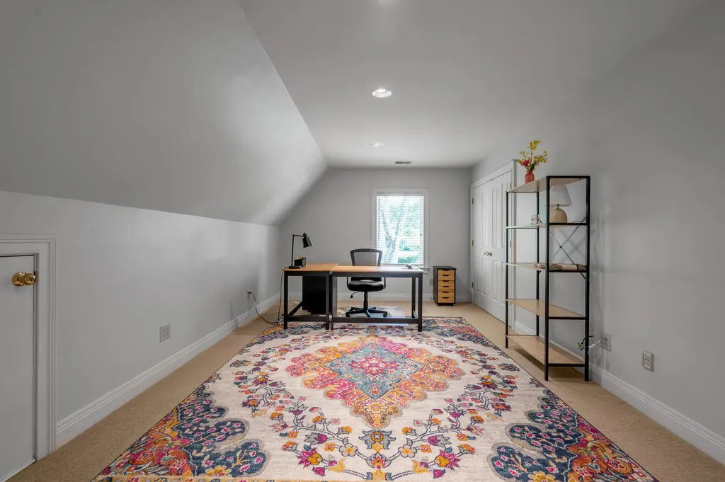 1884 Honey Spring Place Lexington KY 40502