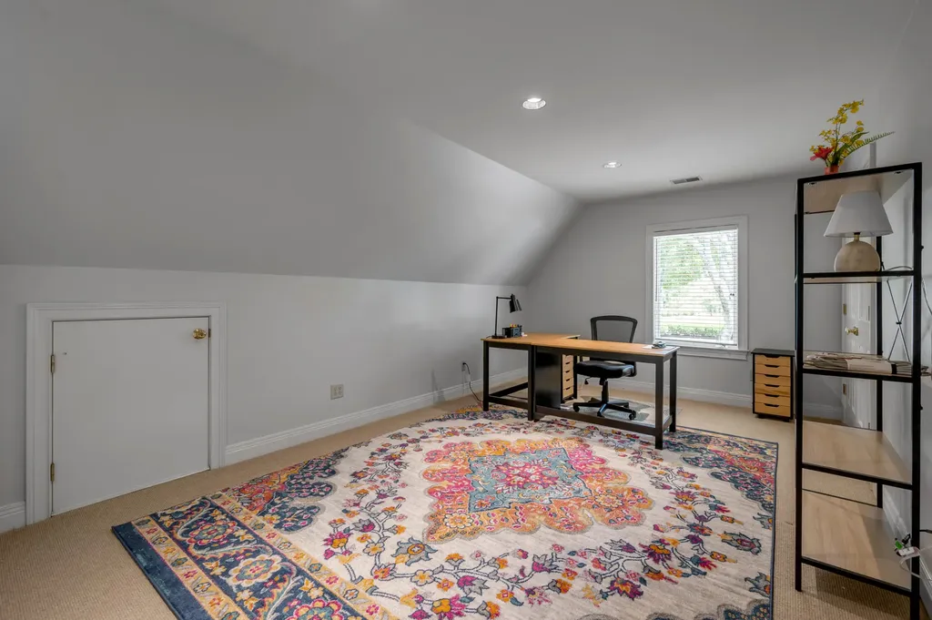 1884 Honey Spring Place Lexington KY 40502